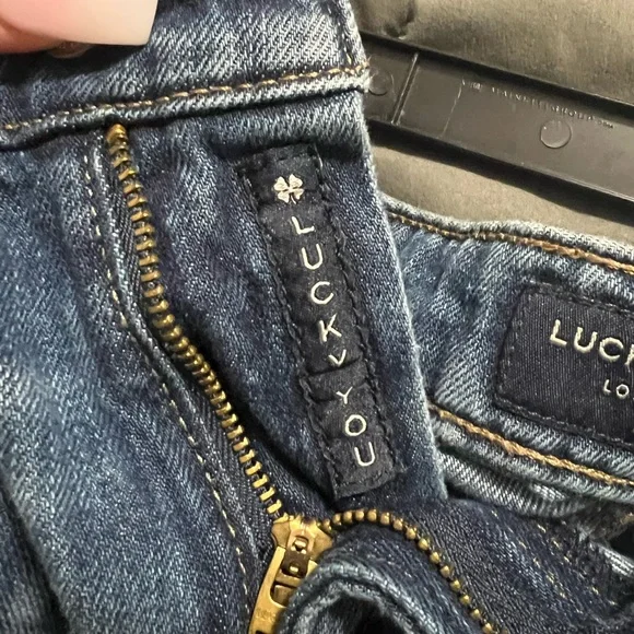 Lucky Brand “the cut off” shorts - Picture 3 of 4